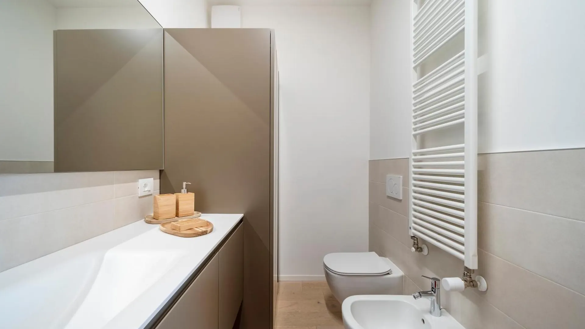 Asia Comfort Suite Battaglia Appartamenti Milán Apartamento